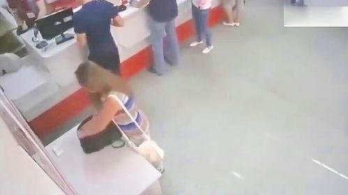 偷女鞋的视频,街头女鞋失窃事件引关注