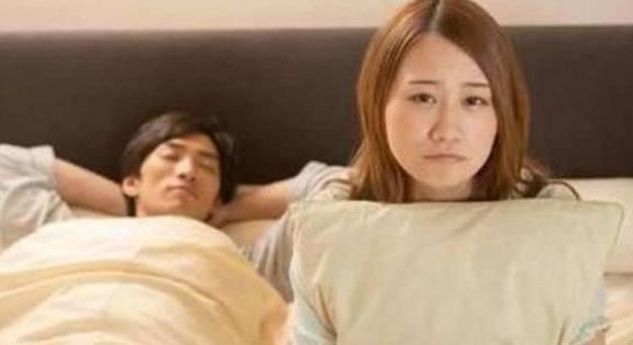 隔壁夫妻 韩国在线播放,揭秘真实家庭生活