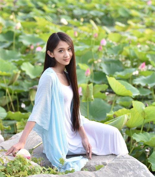 av魔幻番号,一场视觉与情感的奇幻之旅